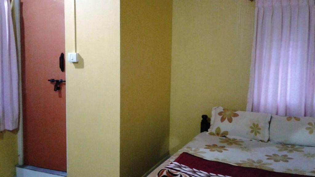 Akashadeepa Homestay Madikeri Exterior photo